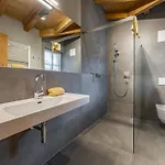 Schneeflocke 木屋 莱奥冈