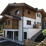 木屋 Schneeflocke 莱奥冈