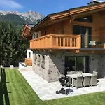 Schneeflocke 莱奥冈