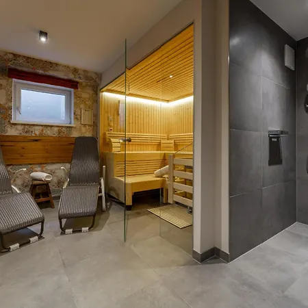 Schneeflocke Alpehytte