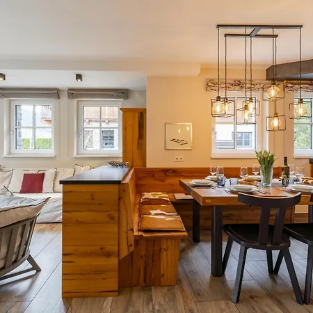 Schneeflocke Шале Леоганг